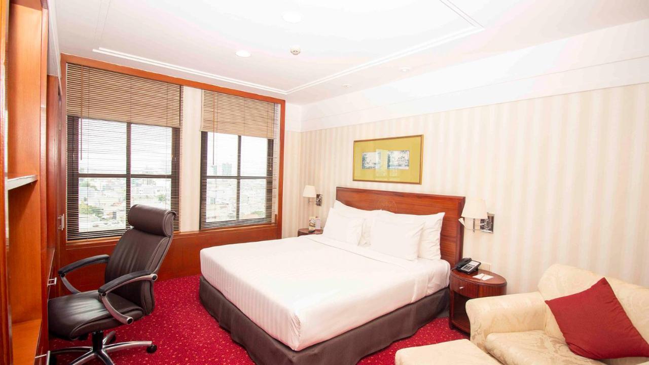 Redtop & Convention Center होटल Jakarta